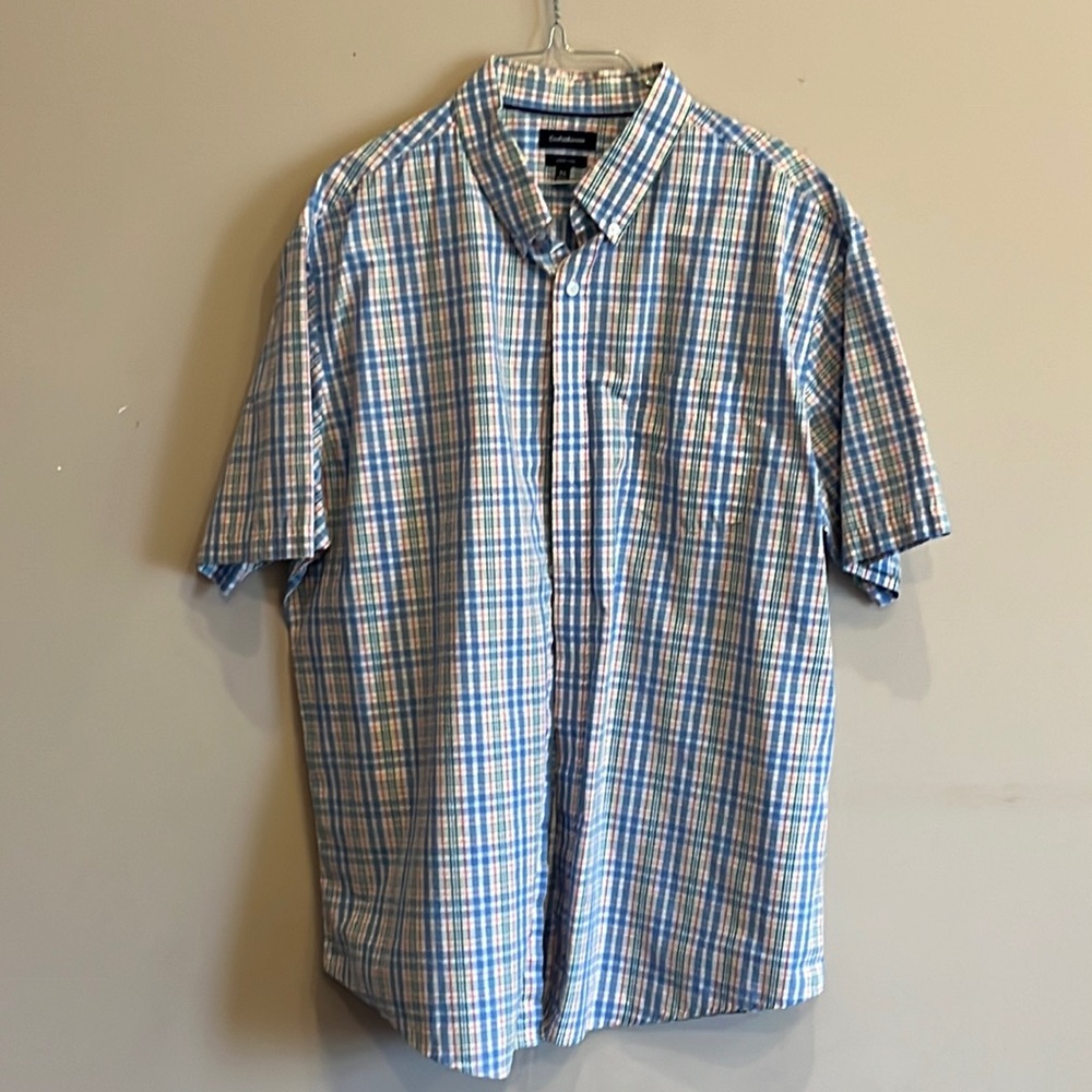 Croft & barrow short sleeve button down, very clean